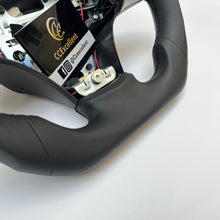 Load image into Gallery viewer, Ccexcellent-Chevrolet Corvette C6 Z06 2005 2006 2007 2008 2009 2010 2011 2012 2013 full leather/carbon fiber steering wheel