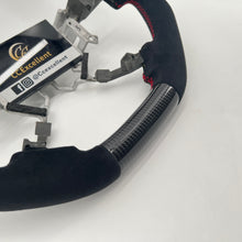 Load image into Gallery viewer, CCexcellent - Carbon fiber steering wheel for Toyota Tundra 2007 2008 2009 2010 2012 2013