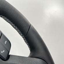 Load image into Gallery viewer, CCExcellent For Ford Expedition/F150/F250/F350/F450/F550/F650/F750 2015-2021 carbon fiber steering wheel